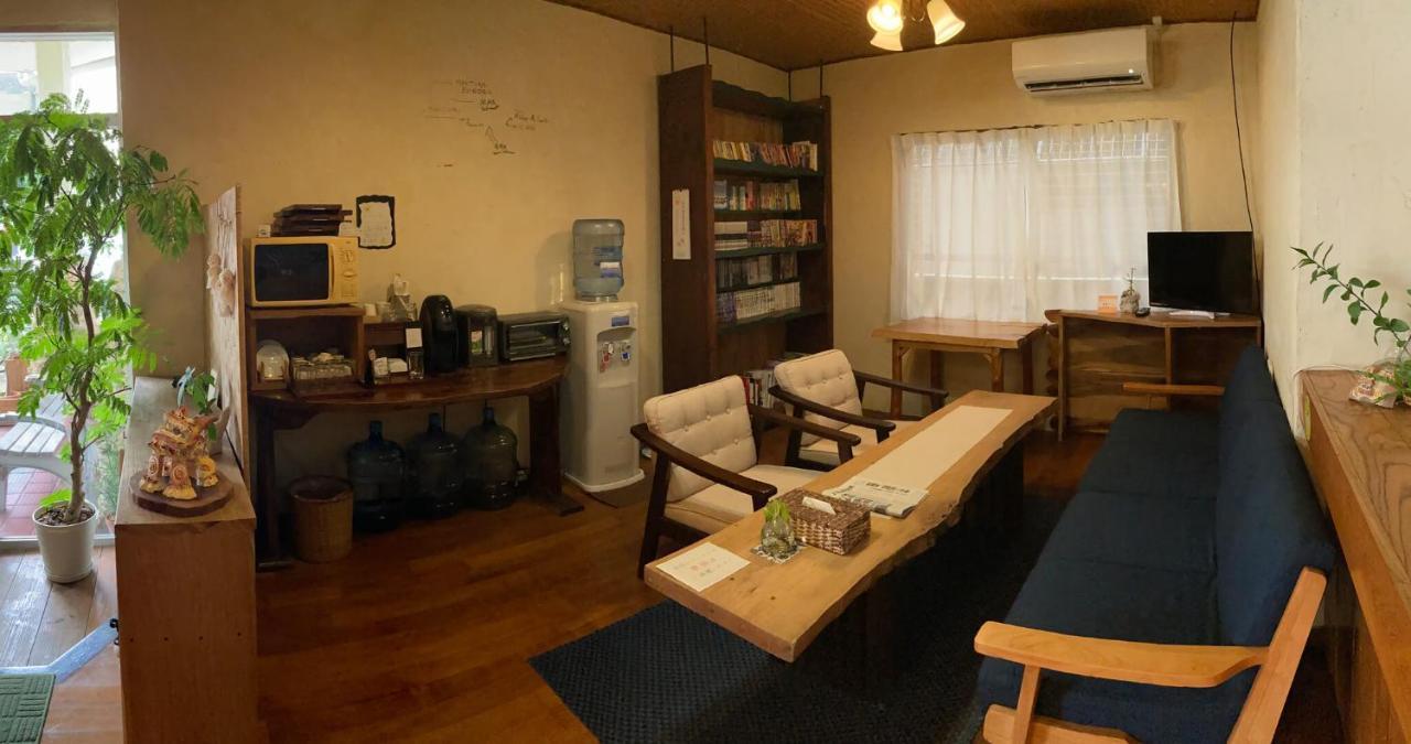 ホテル ペンションやいま日和 石垣市 エクステリア 写真