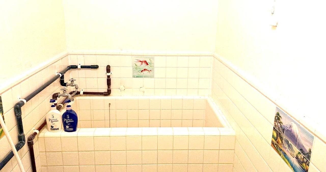 ホテル ペンションやいま日和 石垣市 エクステリア 写真